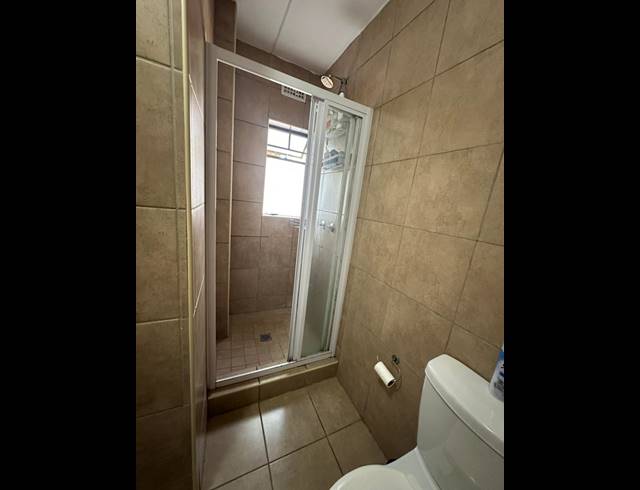 1 BEDROOM APARTMENT FOR SALE IN ALLANDALE